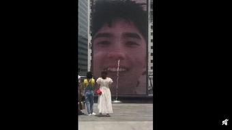 刘昊然照片爆料视频,青春偶像的日常瞬间曝光  第1张